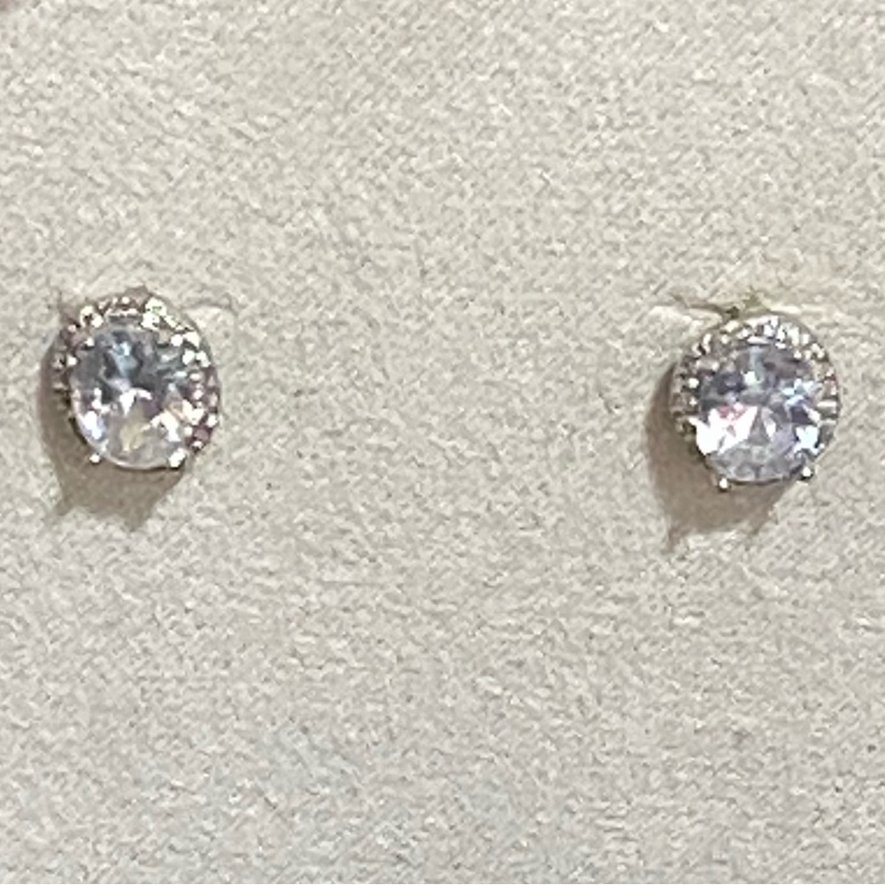 🎉❤️ Bethany Cubic Zirconia Stud Earrings